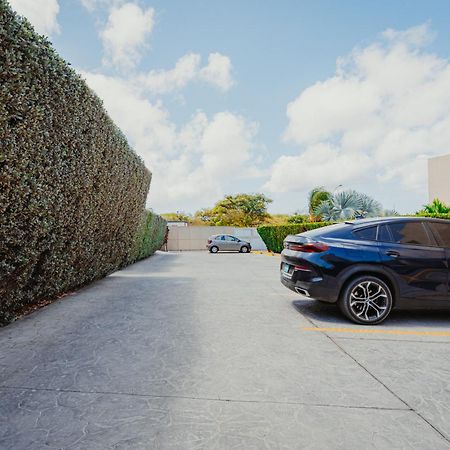 Hotel Rh Boutique Aruba Oranjestad Kültér fotó